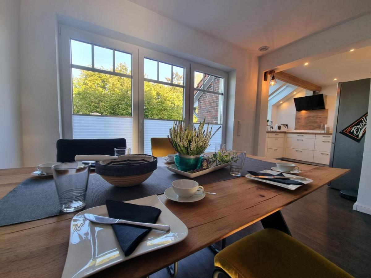 Ferienhaus Uttied Berumbur Екстериор снимка